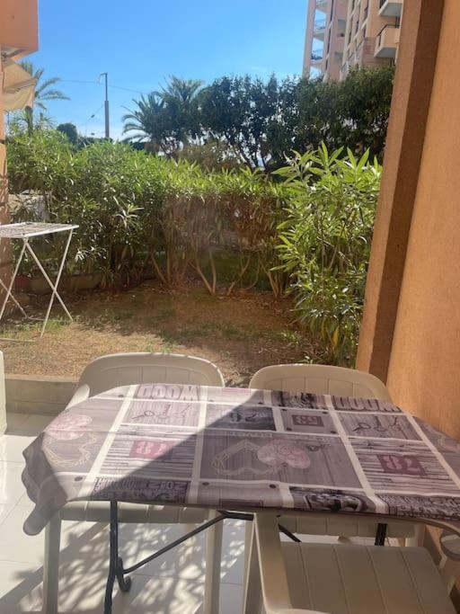 קאן Appartement Rdc En Residence Avec Piscine מראה חיצוני תמונה